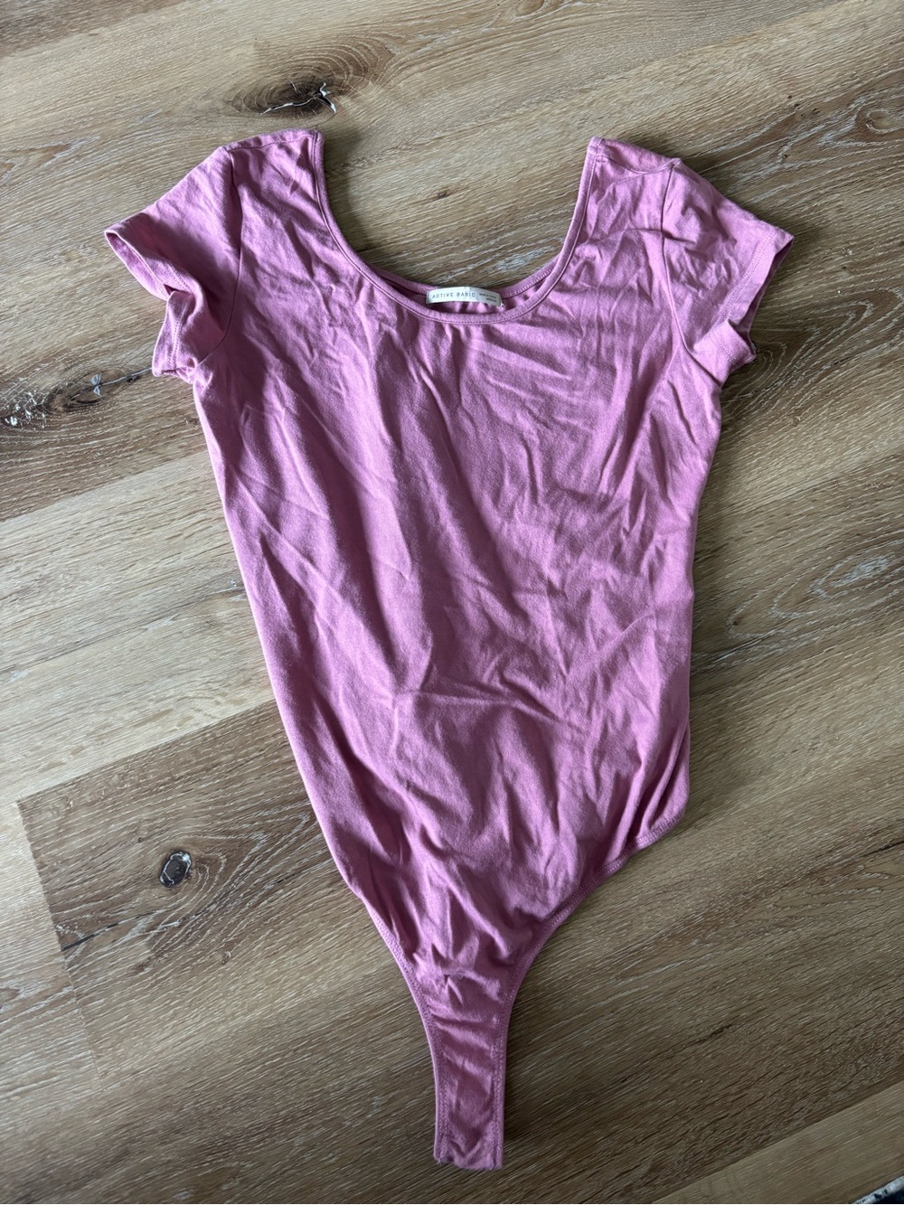 Active Basic Pink Scoop-Neck Short Sleeve Bodysuit